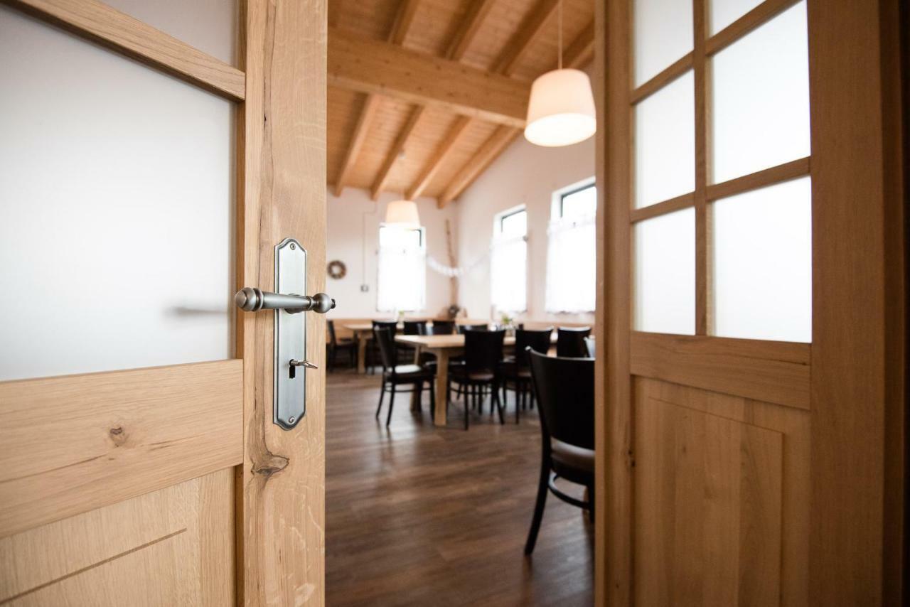 Hotel Kitz Ehemals Schlemmerhuette Langweid Екстер'єр фото